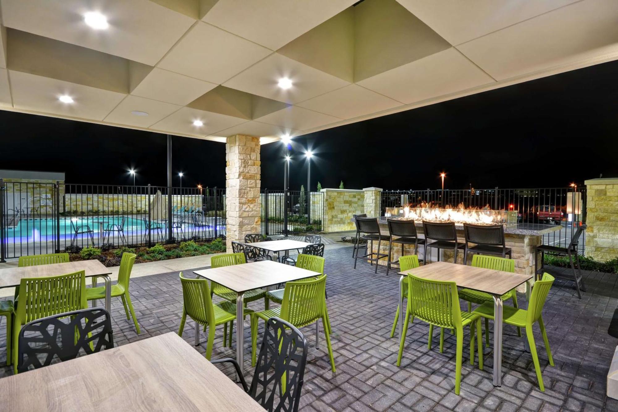Home2 Suites Plano Legacy West Eksteriør billede